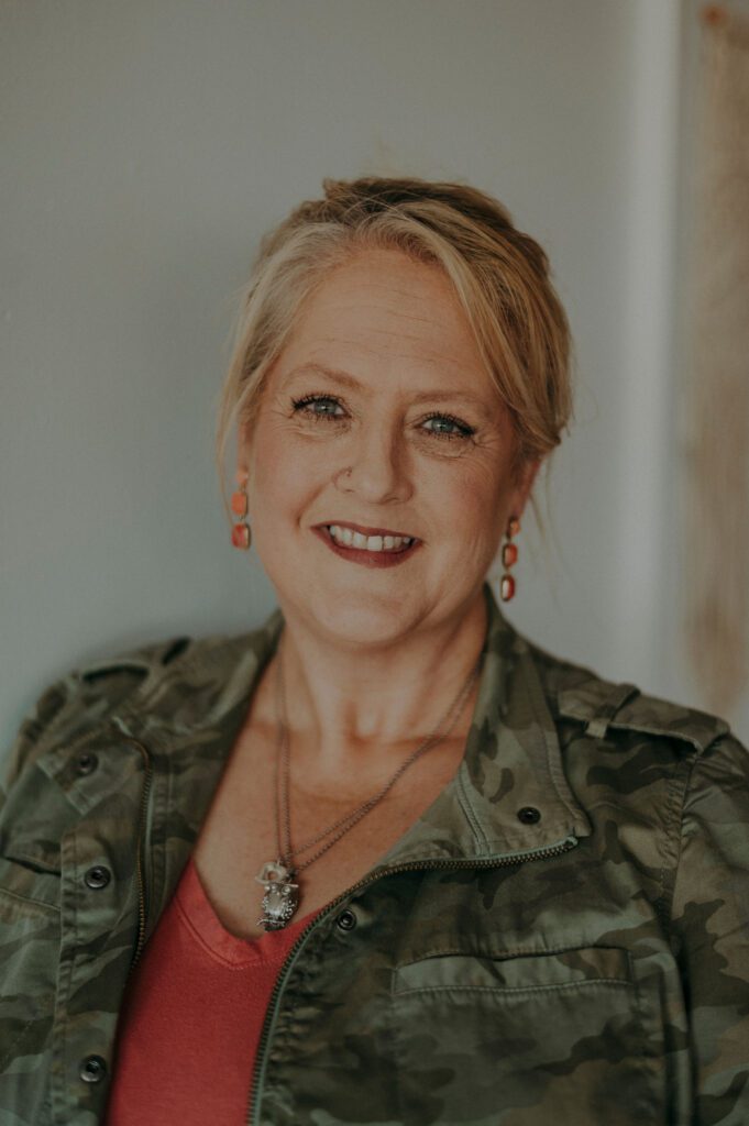 Lori Oklahoma City Wedding professional