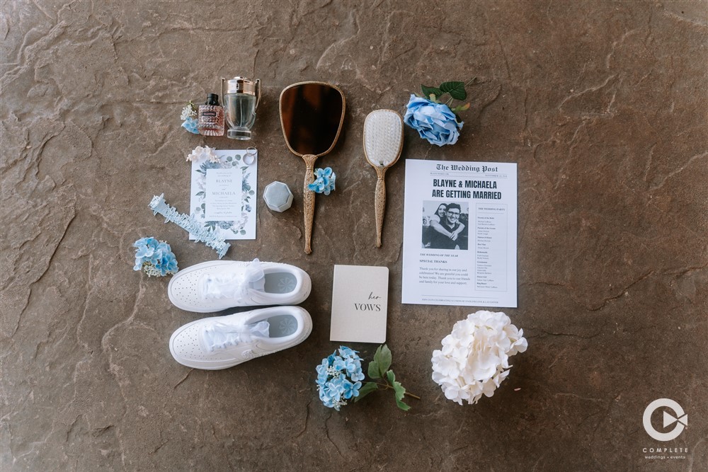 Flatlay wedding details