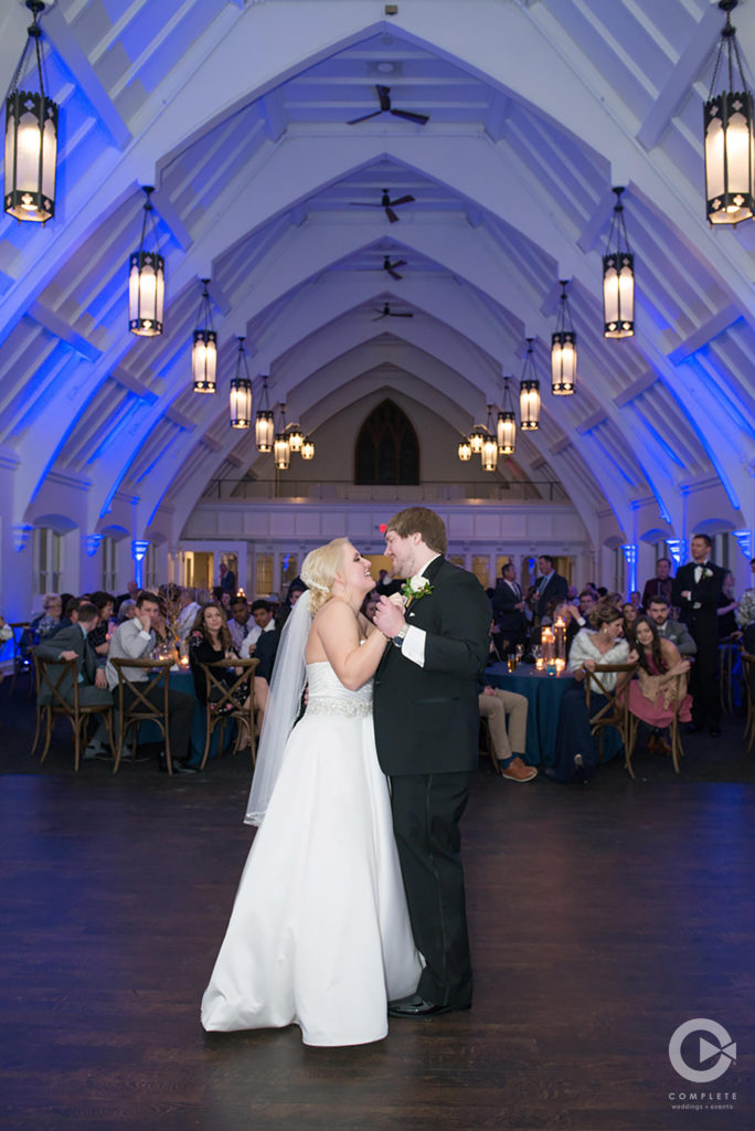 Affordable Wedding Lighting First Dance