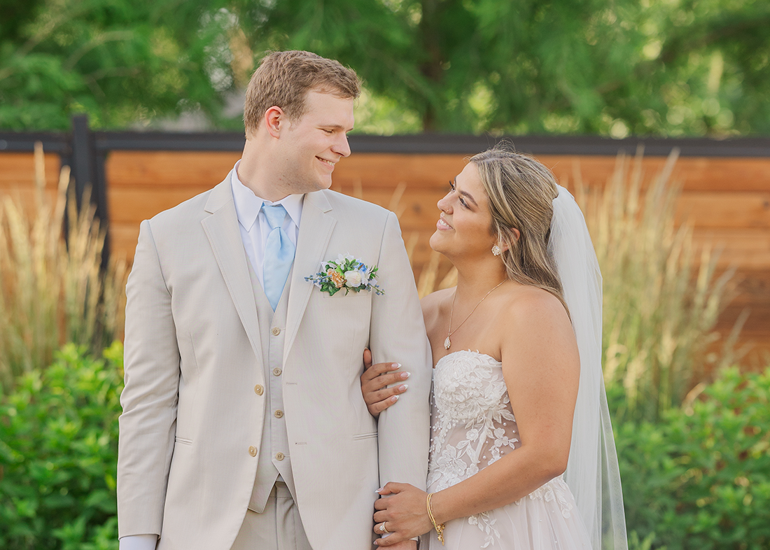 Lyndie + Alex's June Wedding at Northern Lights Venue