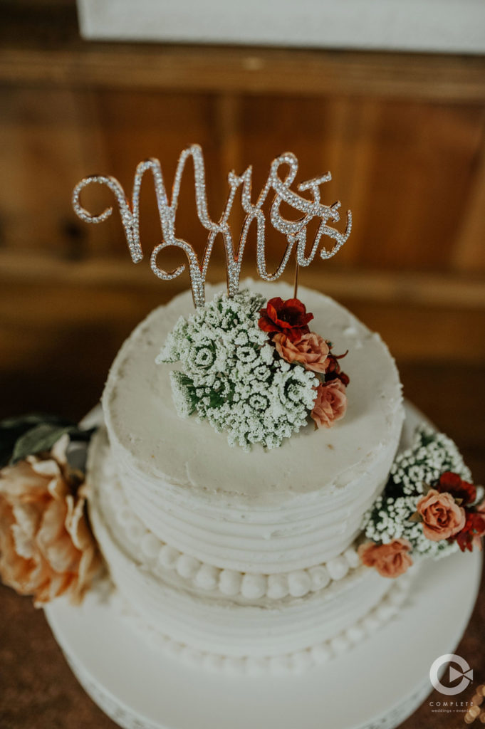 Wedding Details Done Right Wedding Cake