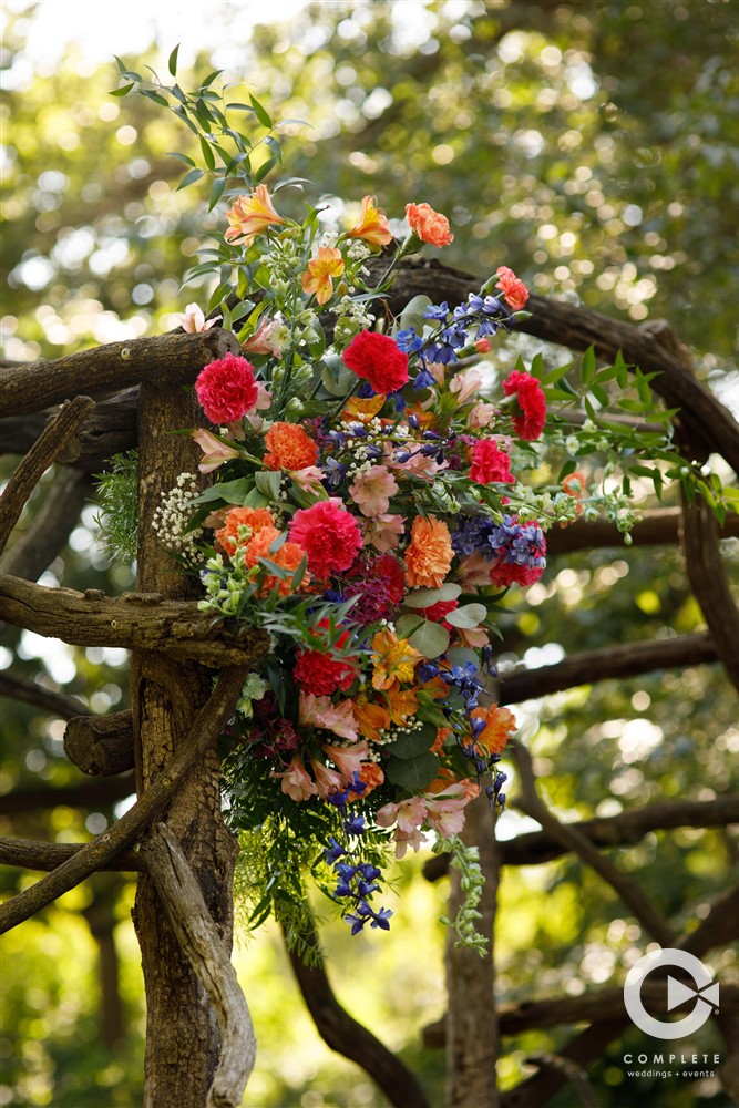 wedding alter flowers