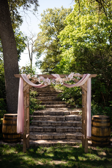 linen decorated arch