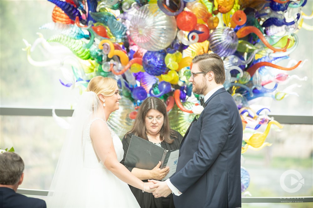 I Tie the Knot, Bride+Groom, Colorful Sculpture