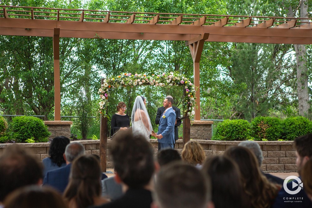 A View on State Top Omaha venues with outdoor ceremony space