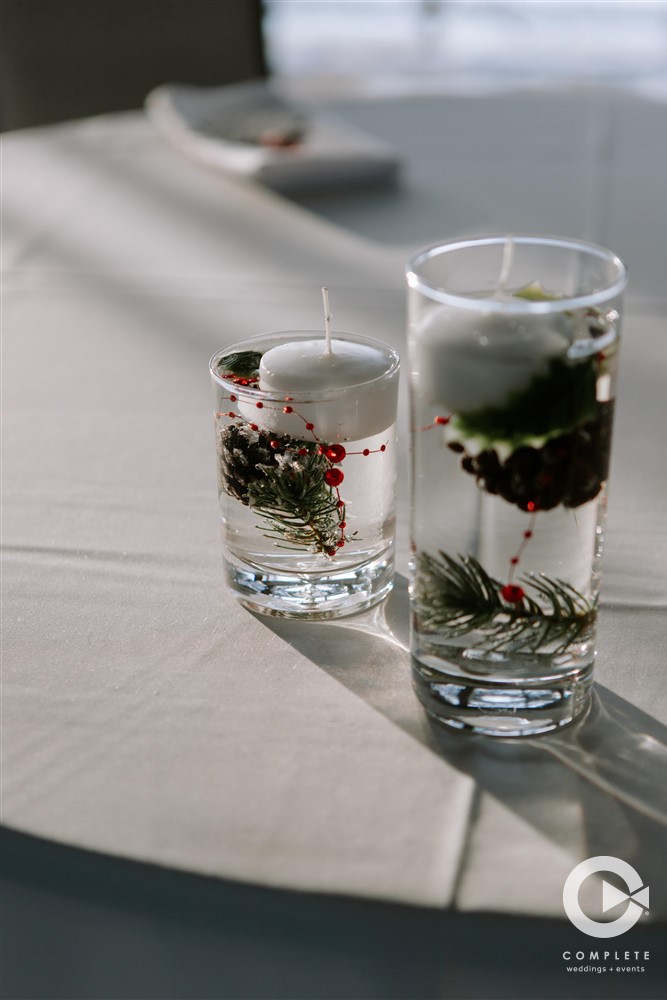 holiday wedding decor