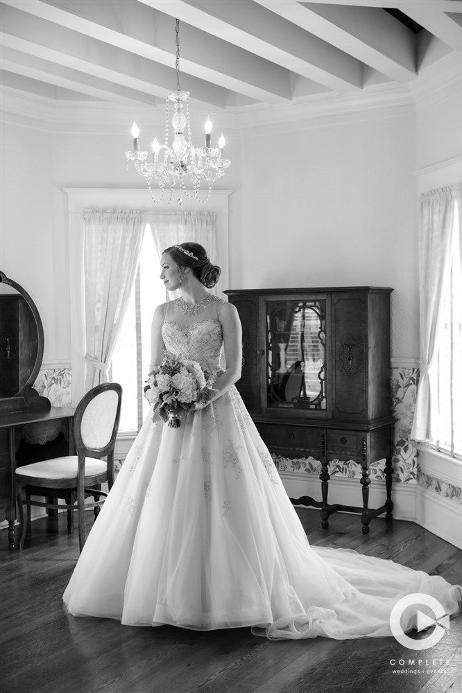 Black and white wedding photo in Highland Manor bridal suite
