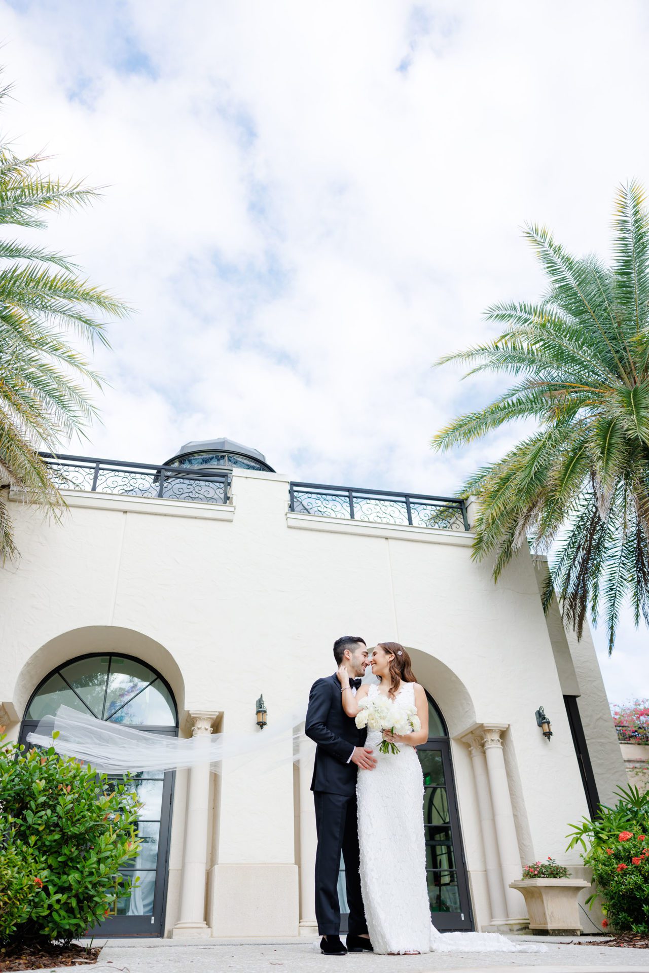 Windy Weather Wedding Tips