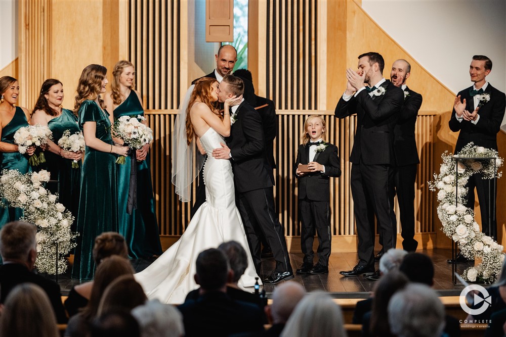 wedding ceremony kiss