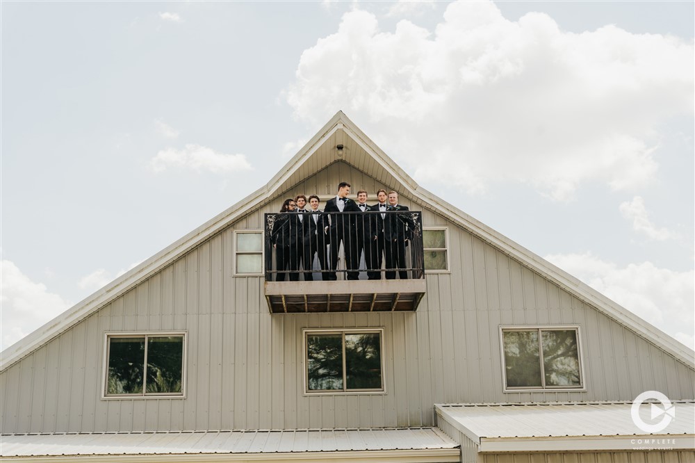 How to Plan an Unforgettable Quad Cities Airbnb Wedding