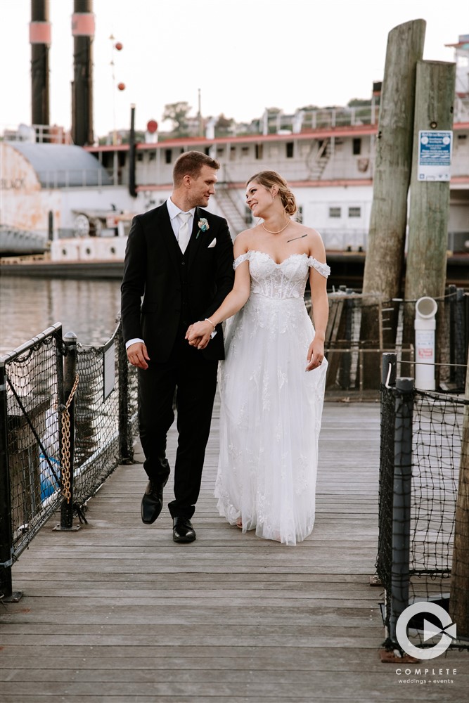 Importance of Professional Wedding Photography in Quad Cities, IA