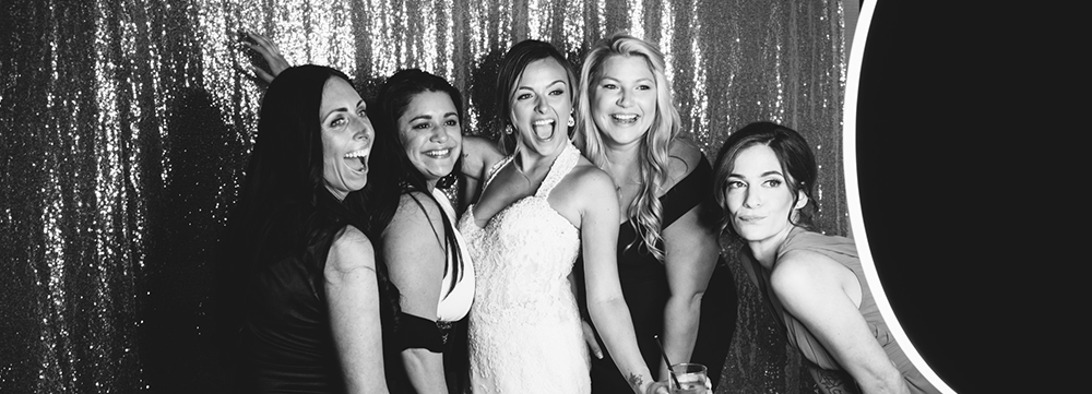 How to Create Your Wedding Guest List in the Quad Cities (Without the Stress)