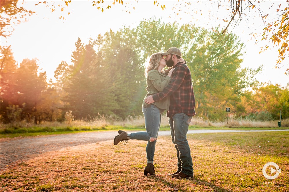 Complete Guide to Fall Engagement Photos in the Black Hills