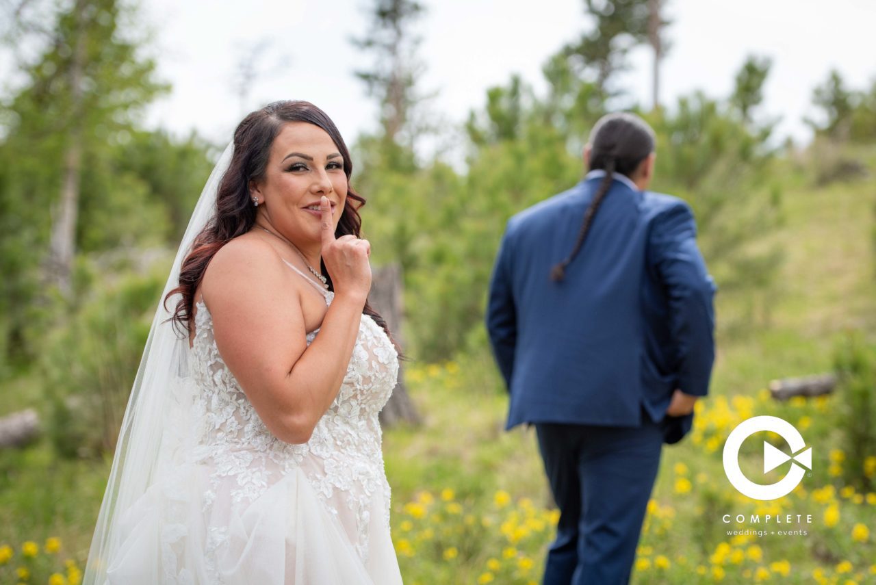 bride moments before the first look