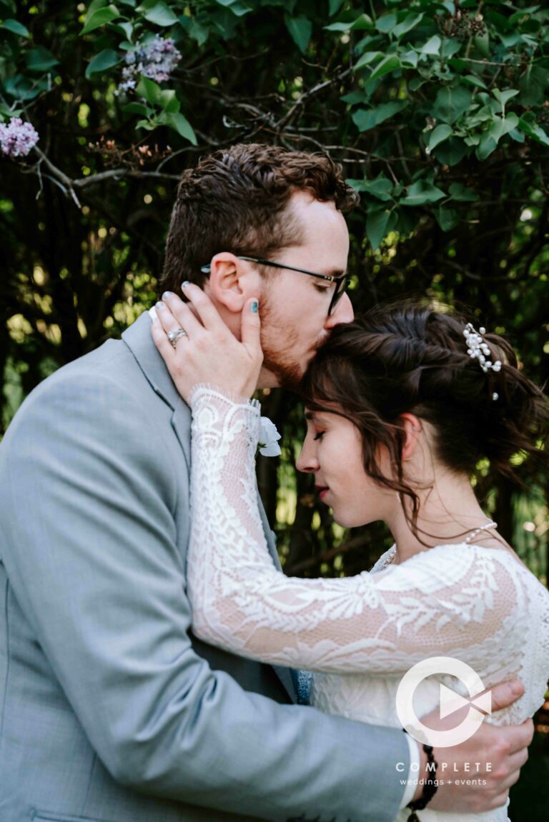 calm wedding day nerves