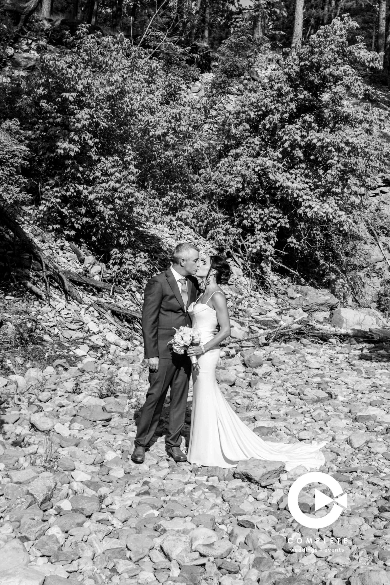 Bride and groom kissing - south dakota wedding