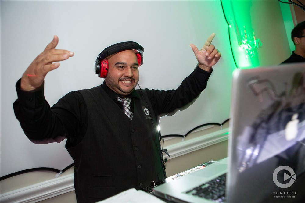 Pros and Cons of Hiring a Corporate Party DJ