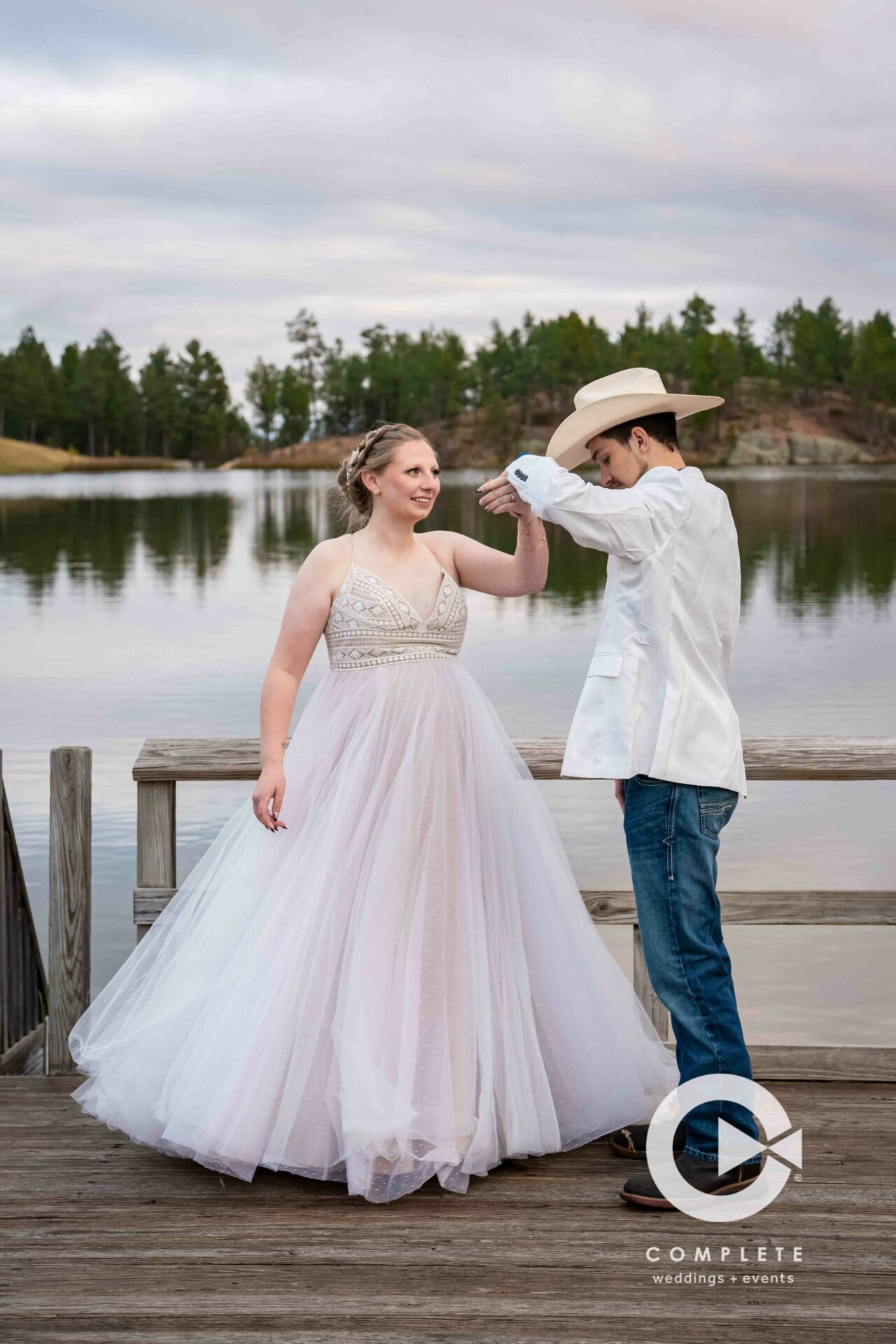 Iconic Wedding Photo Spots in the Black Hills