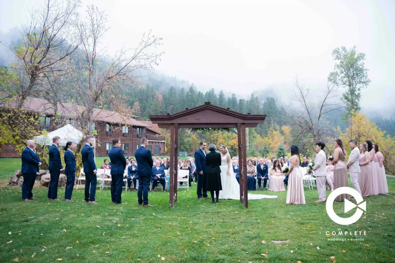 Why Spearfish Canyon Lodge is the Perfect Wedding Venue