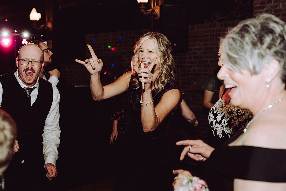 How to Make Your San Diego Wedding Guest List