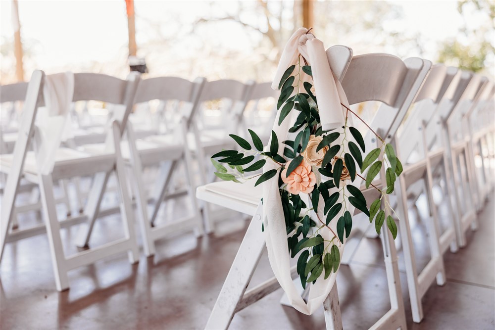 orange wedding decor