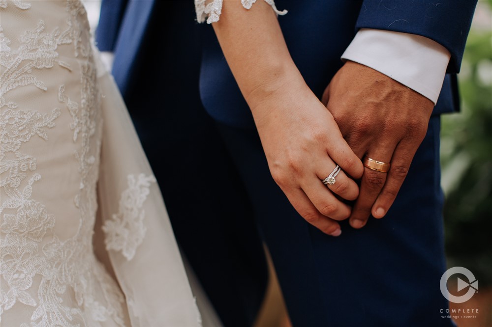 engagement/wedding ring