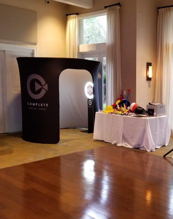 Photo Booth with Enclosure