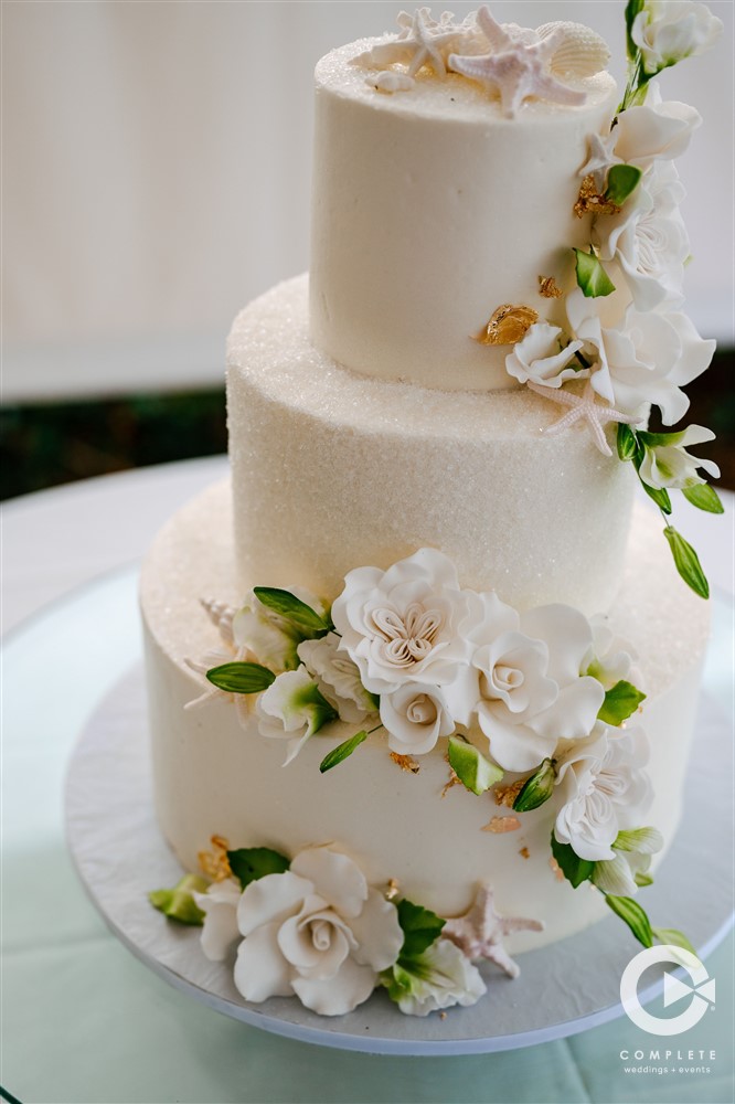 beach wedding cake