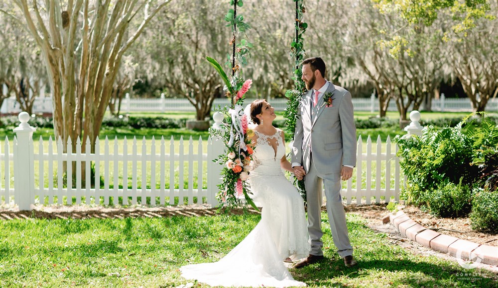 Palmetto Riverside Bed and Breakfast outdoor wedding photography.