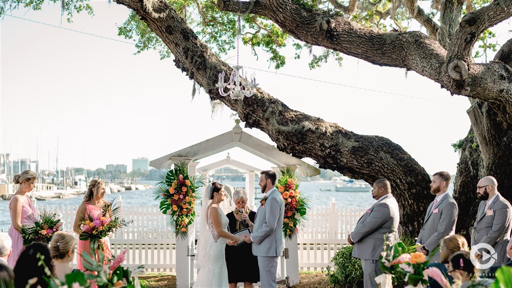 Tropical Sarasota B&B wedding ceremony.
