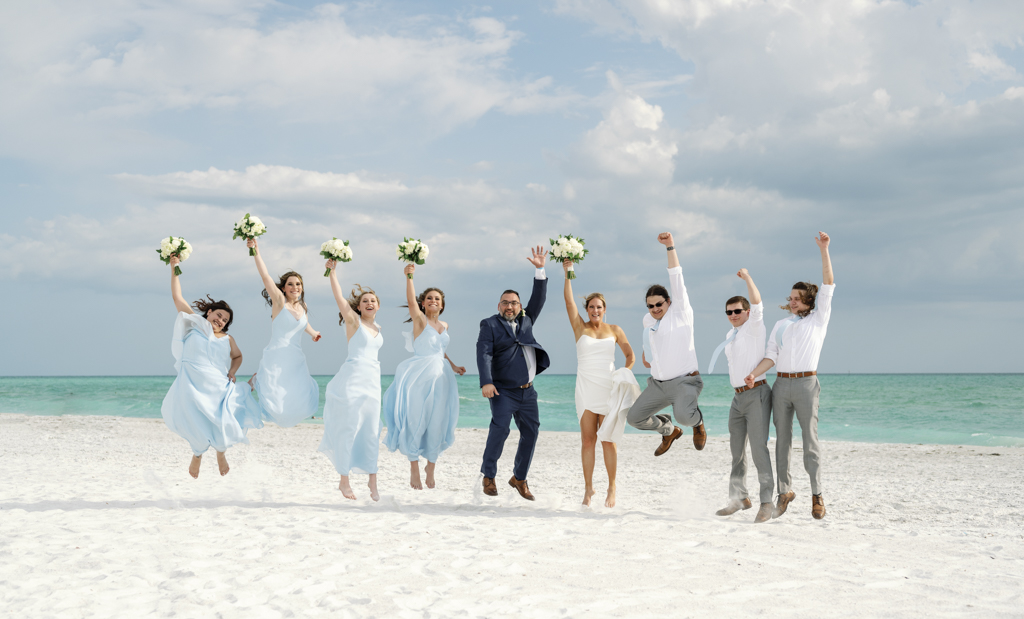 Everybody Cheers at Jennifer and Jose’s wedding at The Resort at Longboat Key Club, Sarasota Beachfront Resort