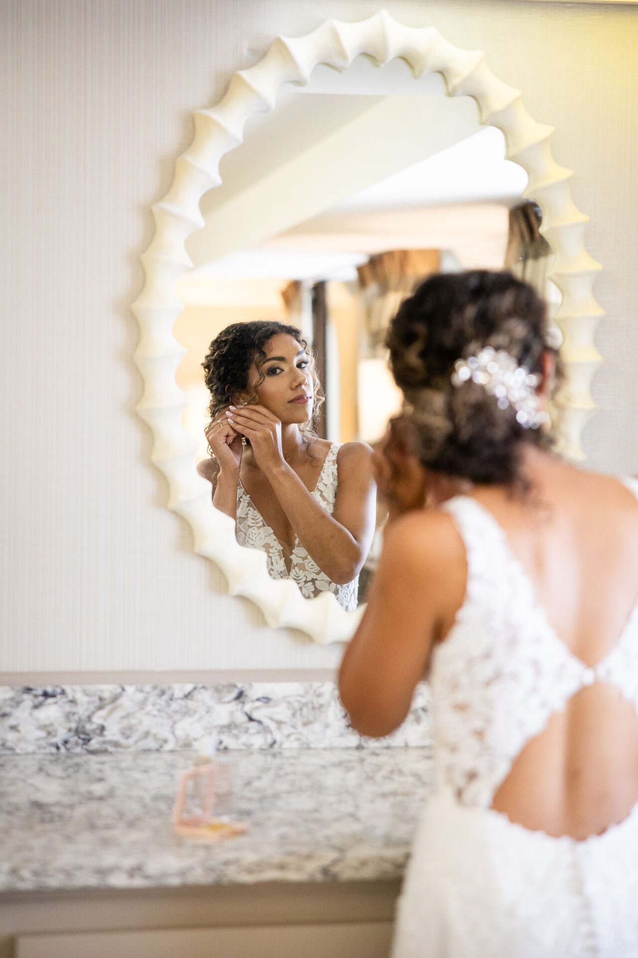 bride and groom, Savannah GA, summer wedding, wedding photography, Savannah Wedding, lowcountry wedding