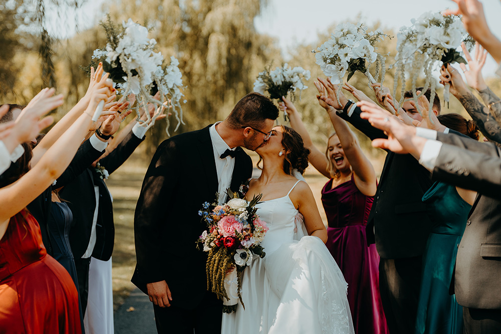 What’s Included in a Seattle Wedding Photo and Video Package?
