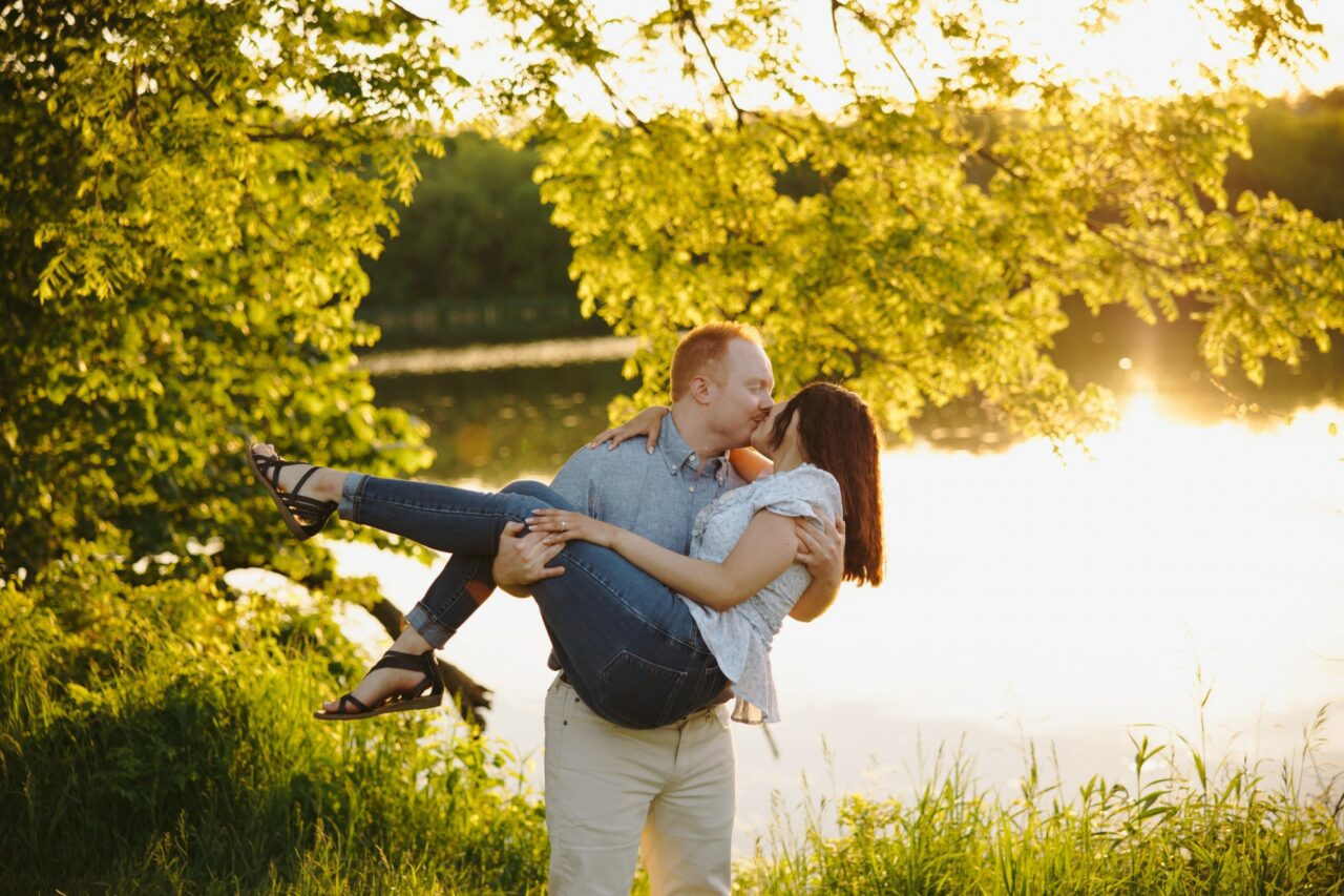 Seasonal Wedding Planning Tips in Sioux City, IA