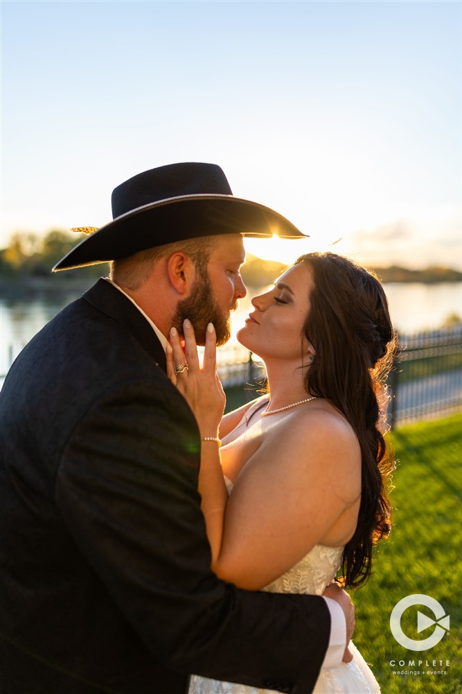 things to tell your wedding photographer