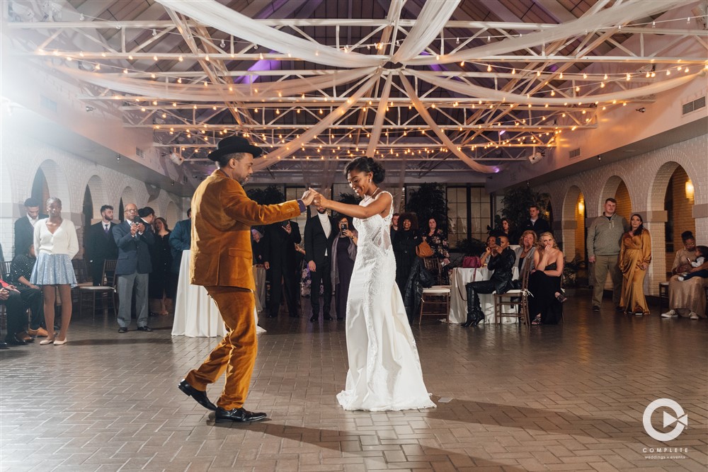 Outdoor Wedding Lighting