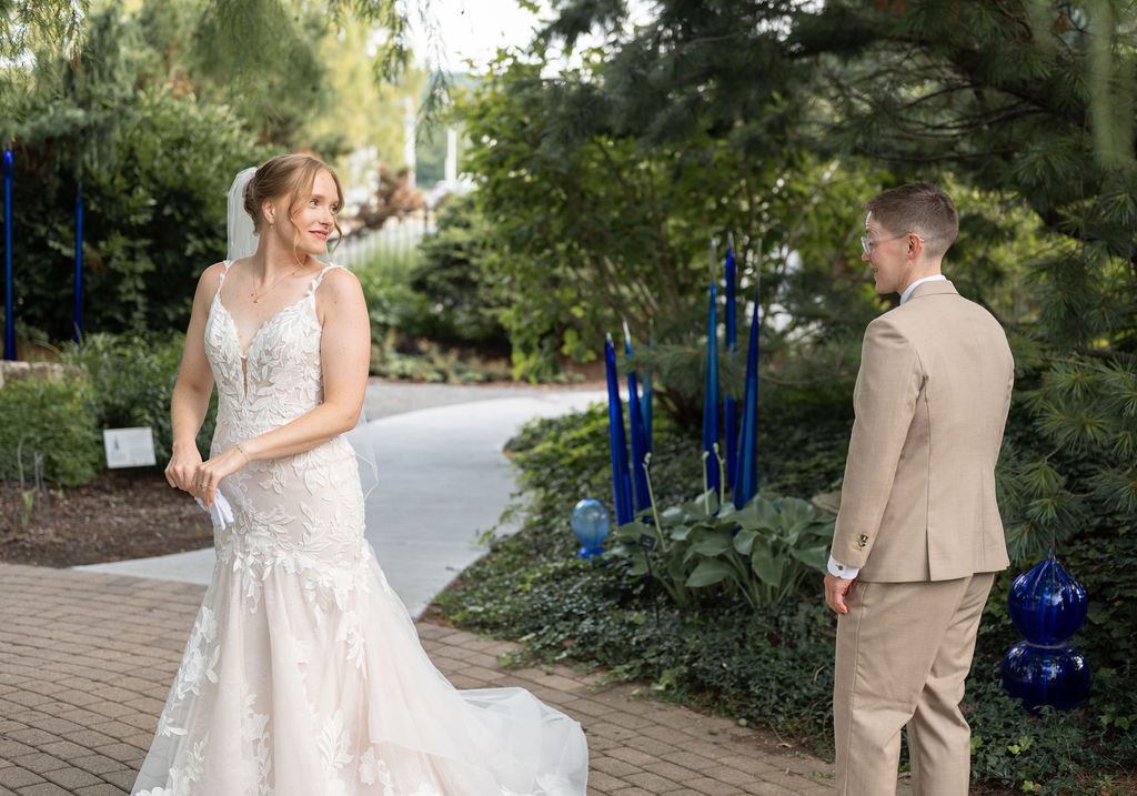 Benefits of Hiring a Sioux Falls DJ + Coordinator Duo