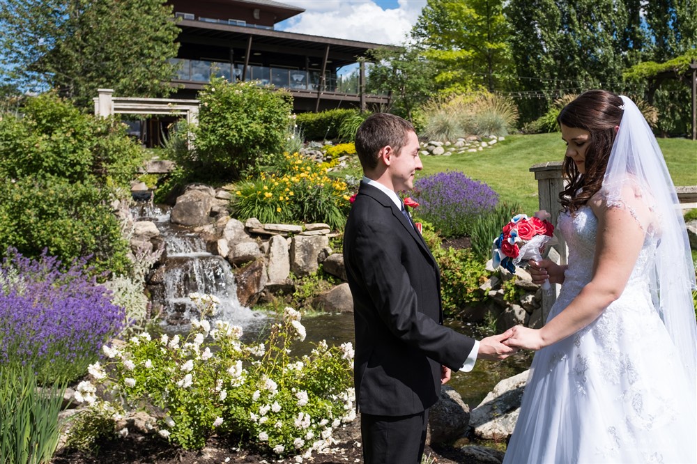 Spokane, Bride and Groom, Outdoor Wedding