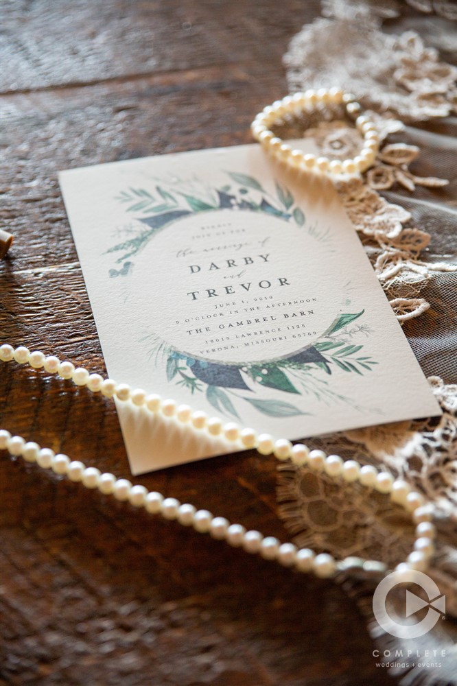 wedding card with pearl necklace and bracelet