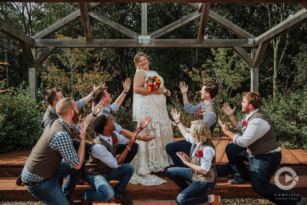 groomsmen sing opera to bride