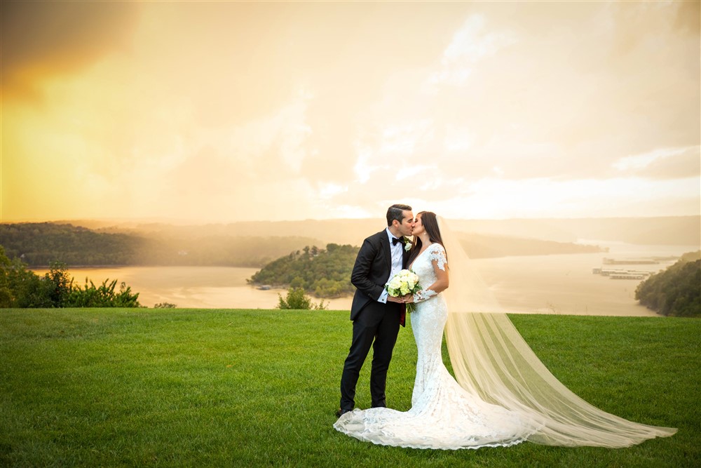 Table Rock Lake Wedding at Integrity Hills, MO