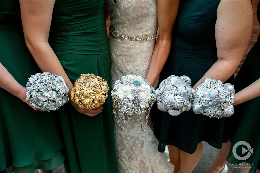 Allyssa + Johnathan Bridesmaids Brooch Bouquets
