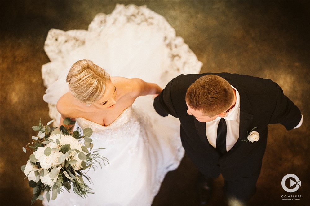 Vow Writing Tips from Wedding Experts