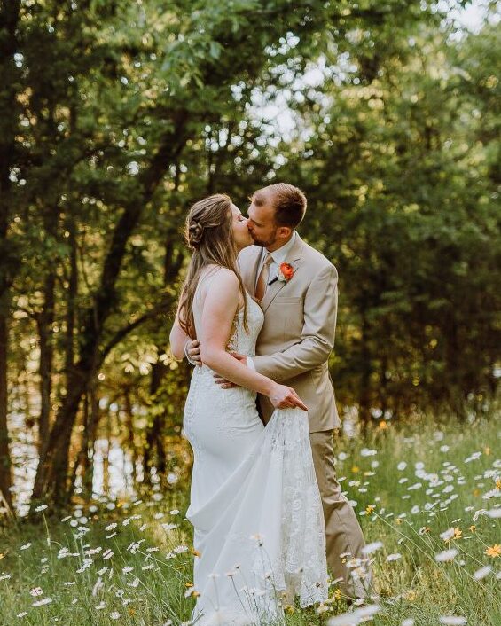 Best Wedding Ceremony Start Times by Season