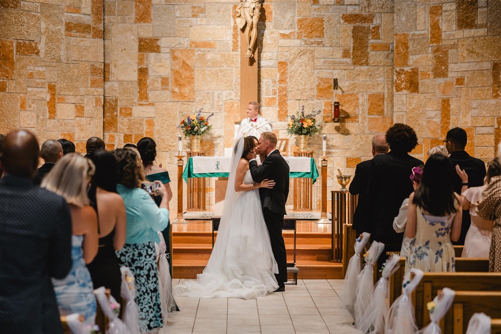 How to Make Your St. Louis Wedding Guest List