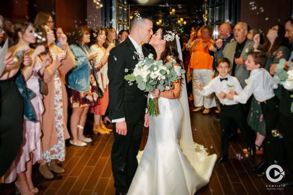 Bride, Groom, Complete Weddings + Events, St. Louis Wedding, Missouri Wedding, Bride and Groom Kissing
