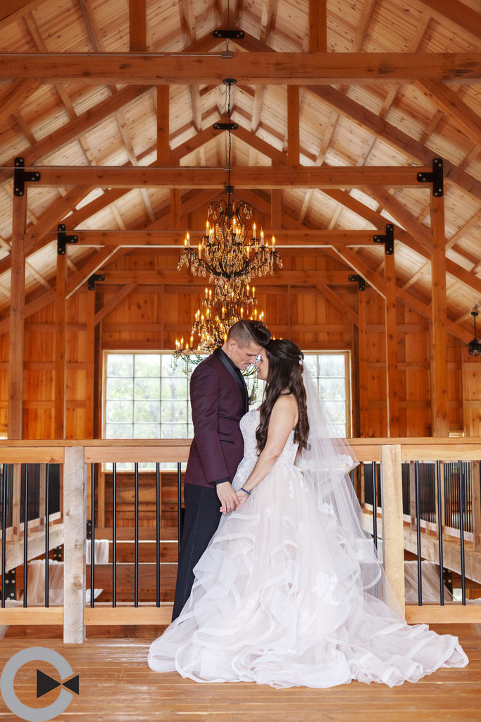 Wedding Inspiration | St. Louis Aquila Barn