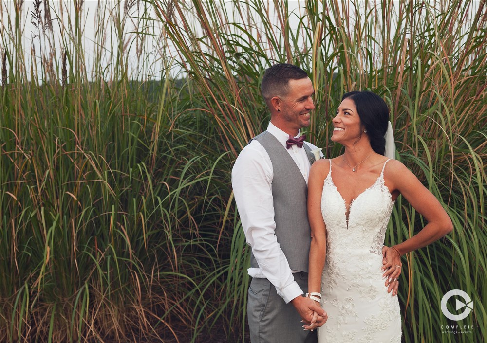 Wedding couple in St. Louis outdoor