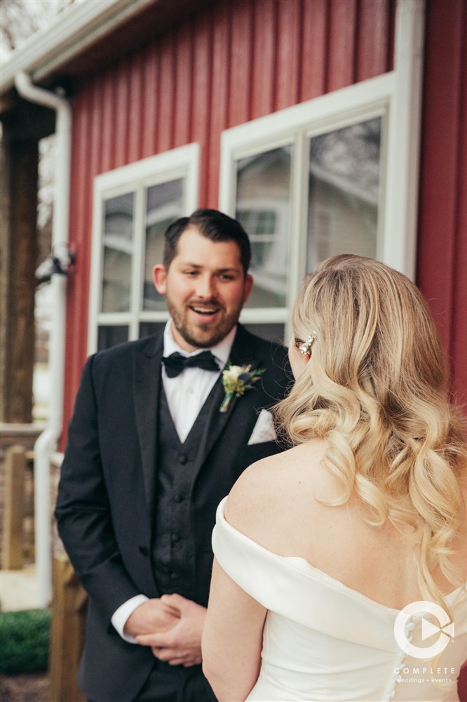 Grooms Reaction to First Look
