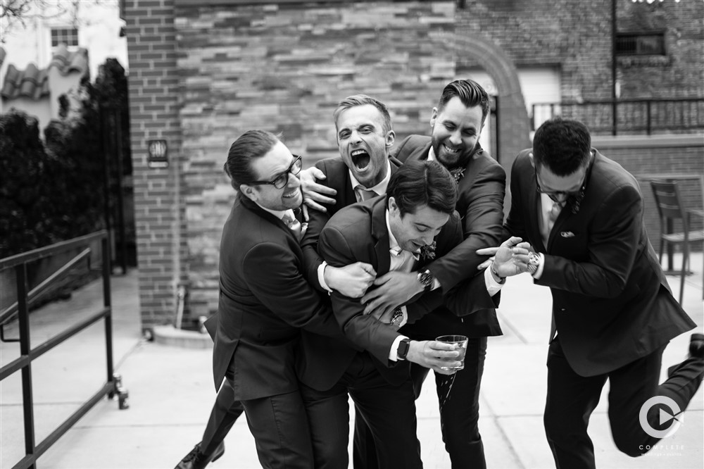 Groomsment Candid